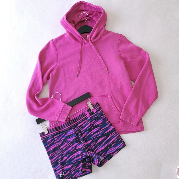 Under Armour Tops - Under Armour (2 Pc) Tonal Logo Hoodie Sweatshirt & Biker Abstract Shorts MEDIUM